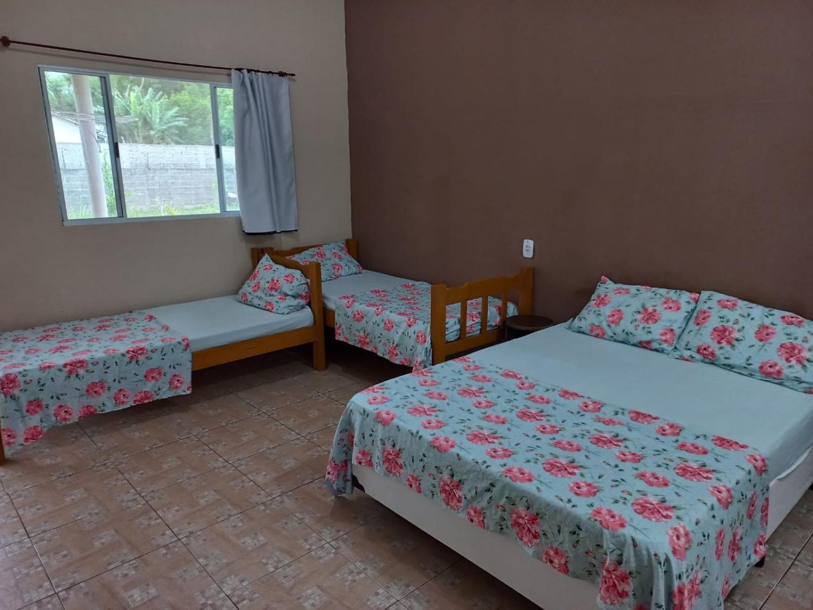 Hotel Locação p final de semana Mourada Térrea à Caraguatatuba Extérieur photo